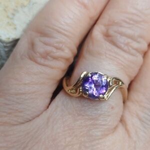 14K Gold Vintage Amathyst Ring Twisted Band
